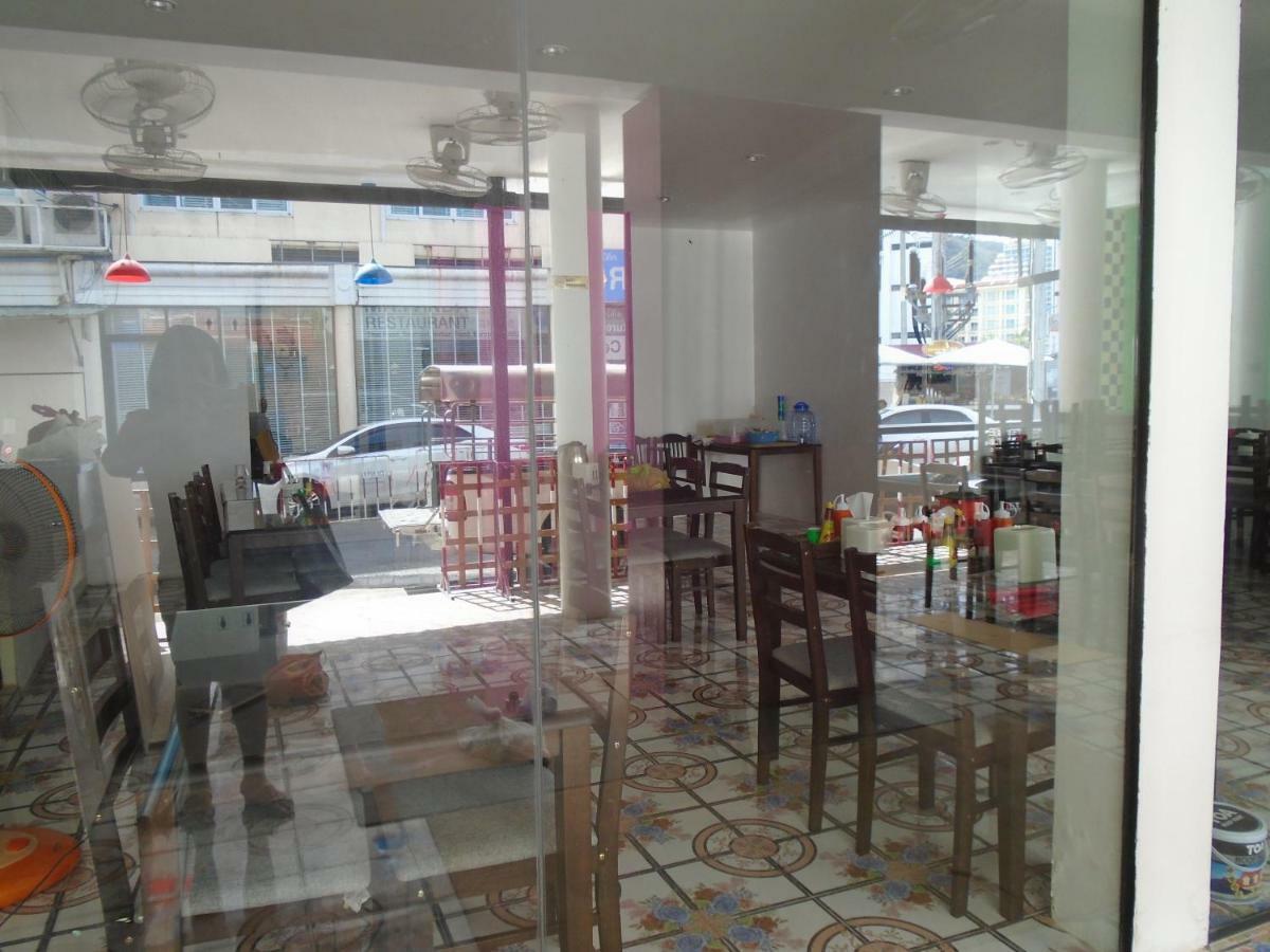 Panda Hostel Phuket (Adults Only) Patong Extérieur photo