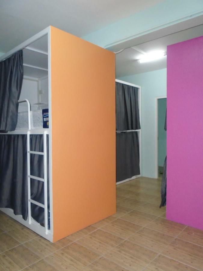 Panda Hostel Phuket (Adults Only) Patong Extérieur photo