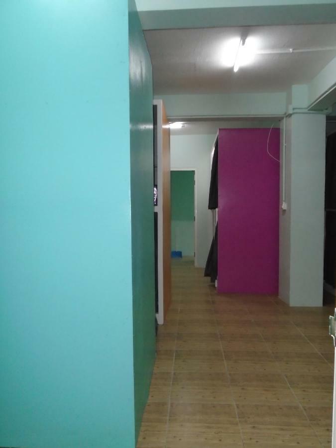 Panda Hostel Phuket (Adults Only) Patong Extérieur photo