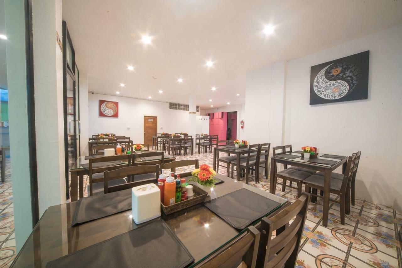 Panda Hostel Phuket (Adults Only) Patong Extérieur photo